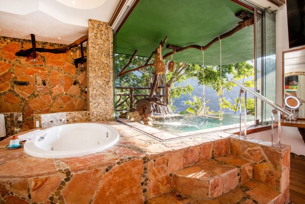 JACUZZI Y ALBERCA