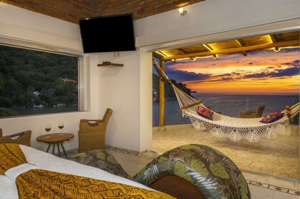Penthouse (2)